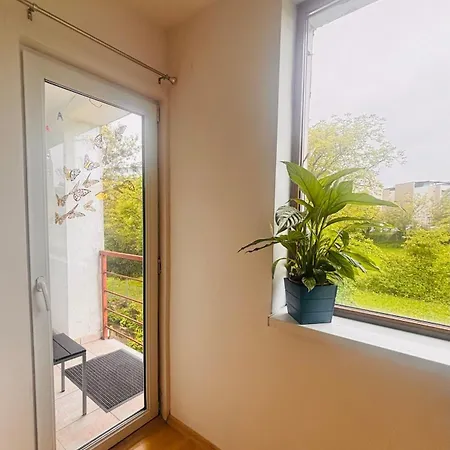 Primitor Langa Clinici Universitati Parcare Apartmán *